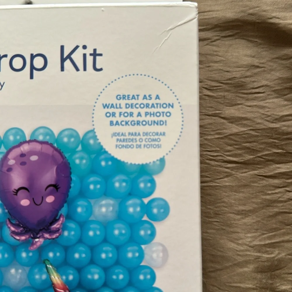 Balloon Backdrop Kit, NEW, Space Theme, So Fun